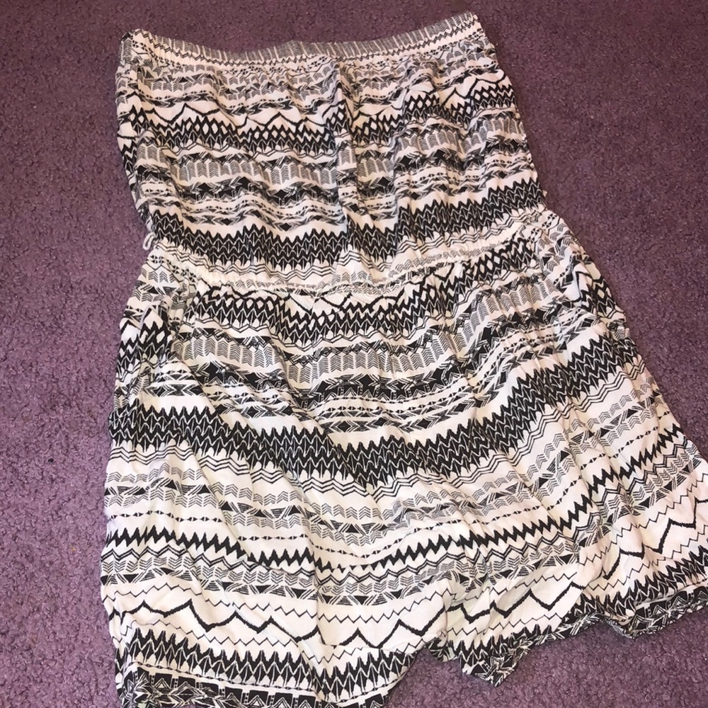 Strapless romper